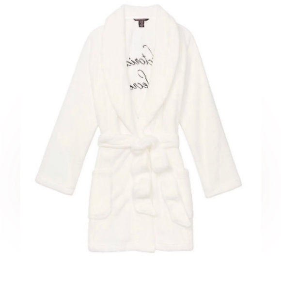 NWT Victoria Secret Plush Robe - Picture 3 of 3